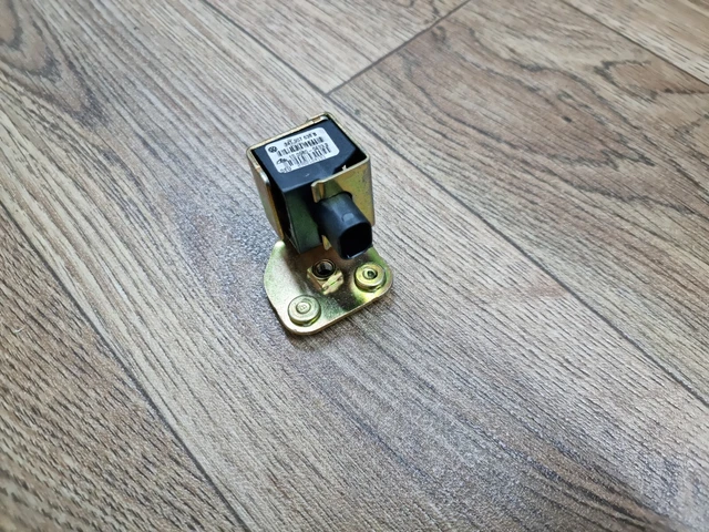 Genuine VW / Audi Acceleration Sensor - 1J0907651A - Modded Euros