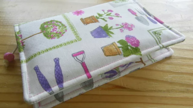 Buchhülle, Buchumschlag Etui, Einband  - Motiv  Garten, Blumen