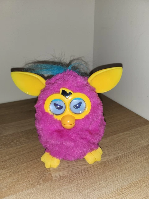 no FURBY tiger electronics - Flufflings Mindy Pink VIVID 2010 - testé OK