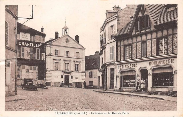 95 - LUZARCHES - SAN66438 - La Mairie et la rue de Paris