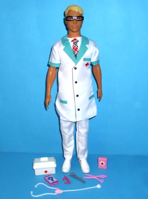 %***Barbie Fashionistas Ken*Ken als Arzt mit Stethoskop und Zubehör***%
