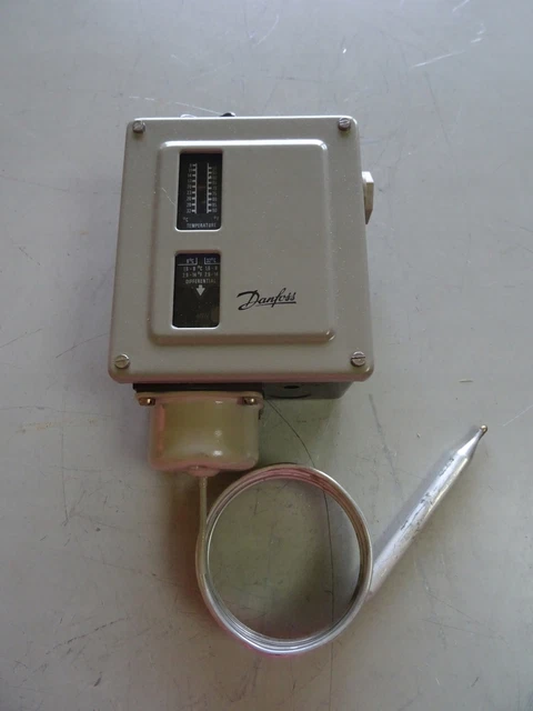 Thermostat Danfoss Rt 15 017-5115 / # S M6L 2821