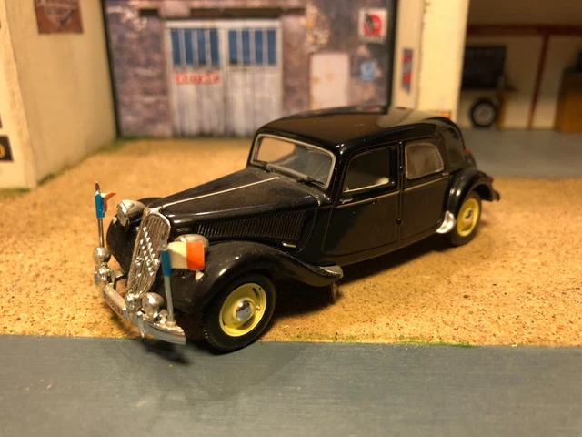 Citroen Traction 15 Six H General De Gaulle De 1954 1/43 Universal Hobbies