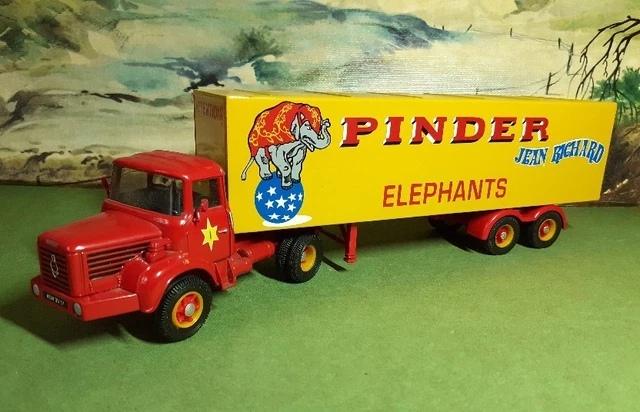 CORGI CLASSICS PINDER RENAULT 1000 kgs PINDER JEAN RICHARD au / 1/43 ème LIRE EUR 35,00 - FR
