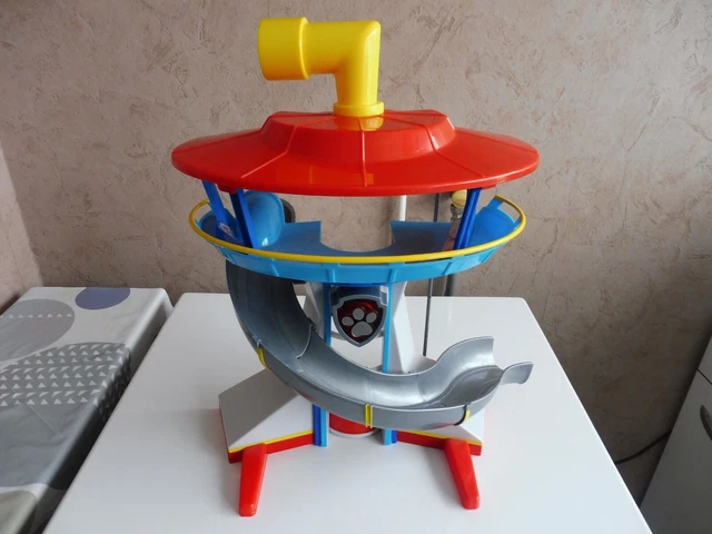 JOUET LA PAT' PATROUILLE (PAW PATROL) QUARTIER GÉNÉRAL AVEC TOUR DE