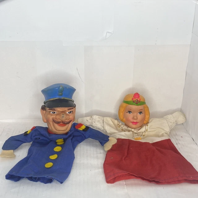 Vintage Set Of 2 Mr. Rogers Neighborhood Hand Puppets PBS Theatre 10 1/2”  As Is