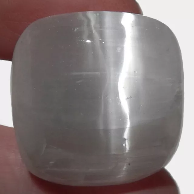 66.5ct Cats Eye White Scapolite Natural Mined Unheated Fluorescent Tenebrescent 2