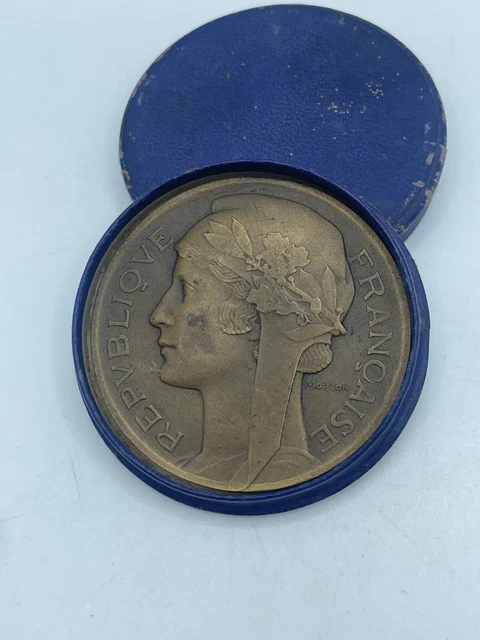 F1291 Médaille Sous Secrétariat Education Physique