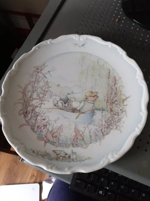 1984 Royal Doulton The Wind in The Willows Ratty and Mole Go Boating