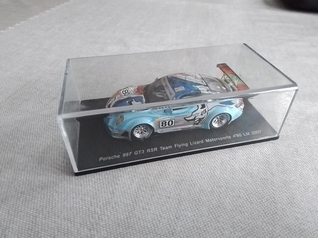 Spark S2584 – Porsche 997 GT3 RSR Flying Lizard #80, Le Mans 2010, Échelle 1/43 (Neuf)