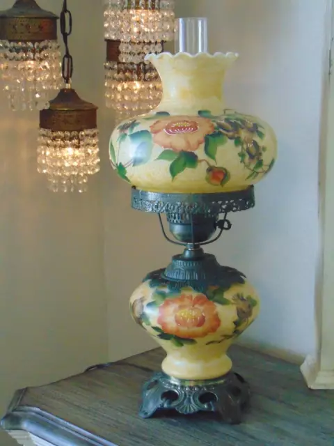vintage 1970's ACCURATE CASTING GWTW HURRICANE LAMP hand painted 21 1/4" tall