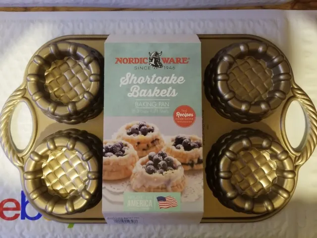 NEW Nordic Ware - Cast-Aluminum - Nonstick Shortcake Baking Pan