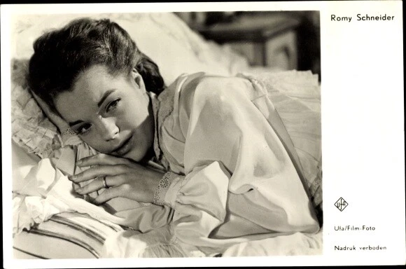 Ak Schauspielerin Romy Schneider, Filmszene - 3519408