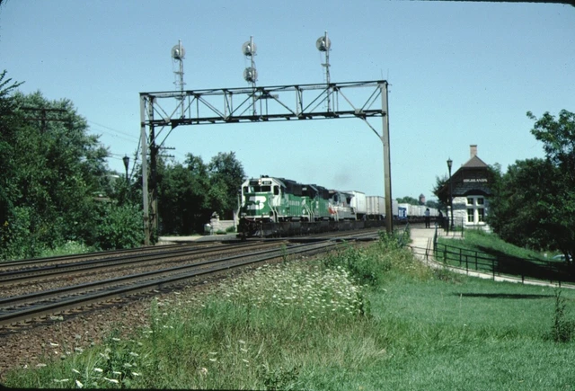 BN Burlington Northern EMD GP50 Kodachrome original Kodak Slide