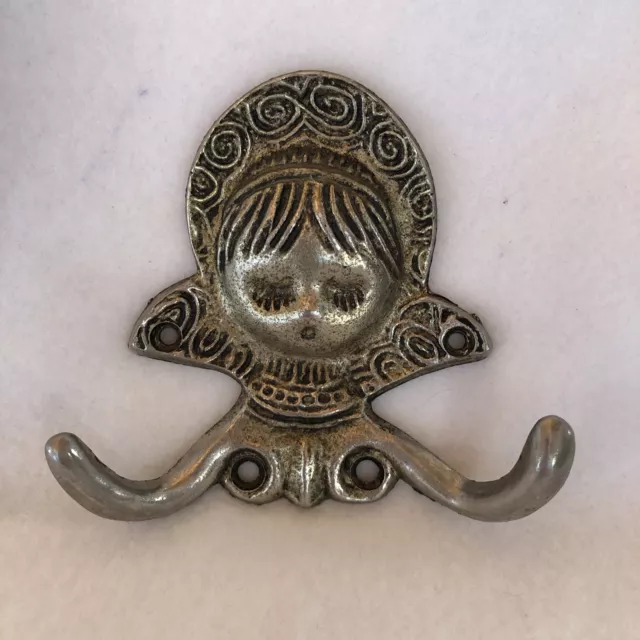 Vintage 1968 American Tack and HDWE Hardware Number # 121 Double Hook Girl