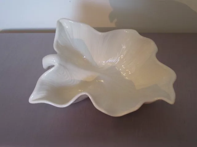 Rare Vintage Hull Pottery USA M-C-M Ceramic Dish in Form of Vine Leaf