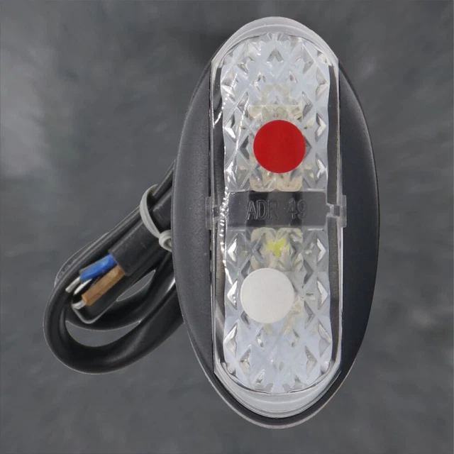 Feu de gabarit à LED bleu avec entourage en chrome pour camions Camac