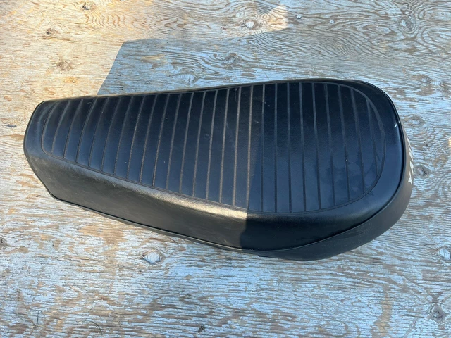 thumbnail image 2 of Yamaha DT1 250 1968 Early DT250 Seat Catch 2 of 12