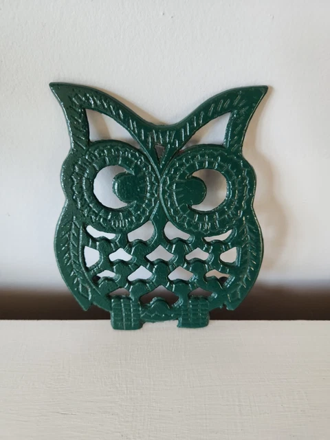 1970's Cast Iron Owl Trivet, Vintage Hot Pad