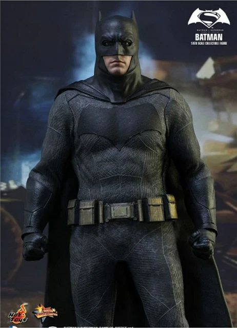 HOT TOYS MMS342E Batman vs Superman - BATMAN Tech Cowl & Sniper Rifle ...
