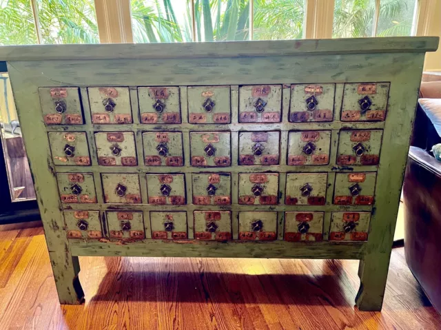 https://www.picclickimg.com/nrkAAOSwjtRhp7cD/Vintage-28-Drawer-Chinese-Apothecary-Chest-Console-Filing.webp