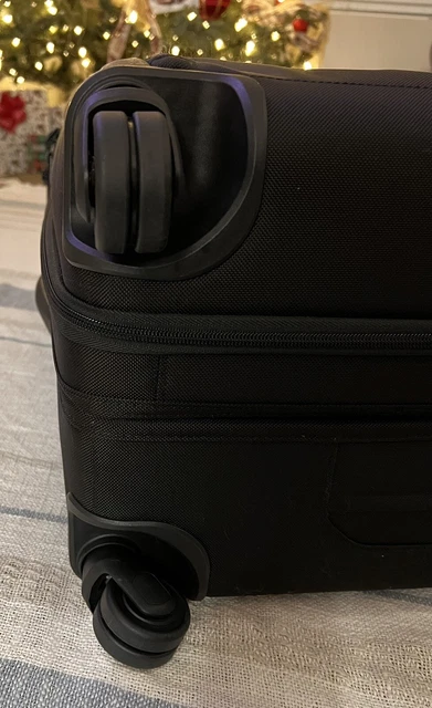 Tumi Alpha 3 Medium trip expandable luggage 4 wheeed packing case 29" 4