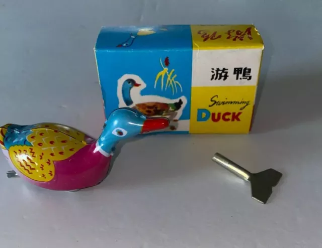 Vintage Mechanical Wind Up Swimming Duck Clockwork Wind Up Toy MS 042 China