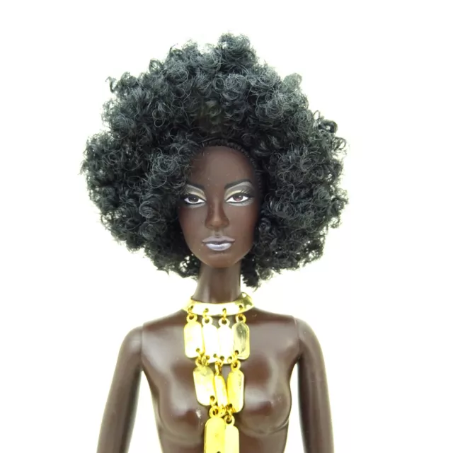 Nude 2004 Model of The Moment Nichelle Urban Hipster Gold LabelBarbie Doll  New