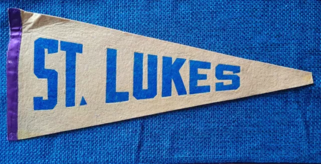 St.Lukes US Vintage pennant 32cms Long