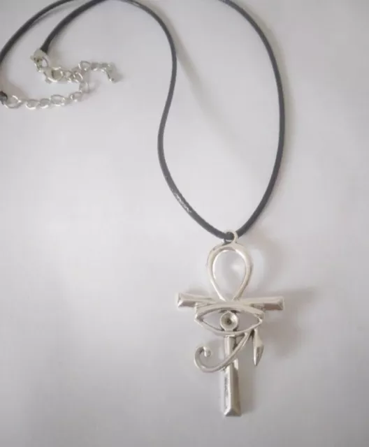 Croix de la vie (croix de ankh) avec collier en cuir