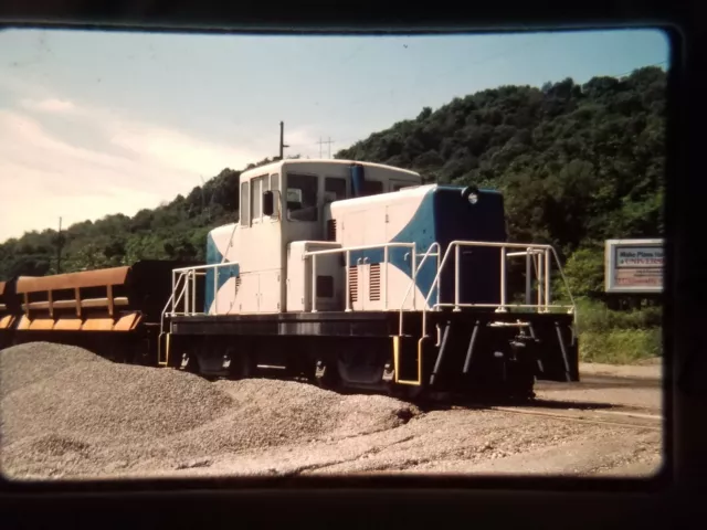 ZP07 TRAIN SLIDE Railroad Short Line Retro White/Blue Engine 1982