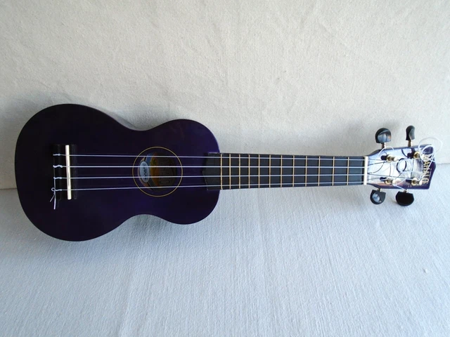 MAHALO UKULELE DARK Purple Soprano U30G PP With Carry Case 14.99