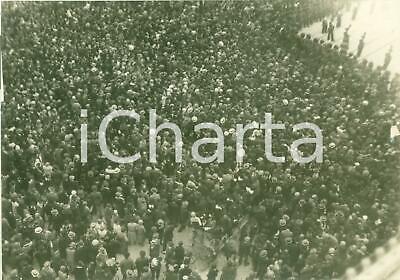 1938 GENOVA Piazza DE FERRARI gremita di folla per visita del DUCE *Fotografia