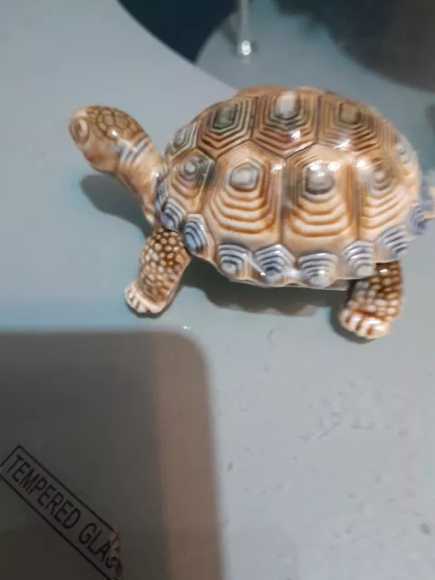 Vintage Wade Whimsies Porcelain Tortoise Turtle Trinket Box Ornament 2