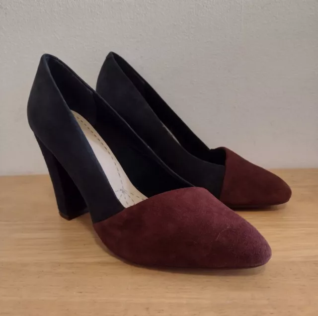 CLARKS BABBLE BROOK Cobalt Navy Blue Suede Heels Court Shoes