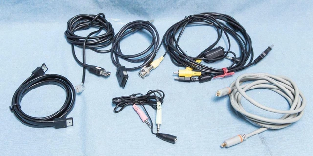 Lotto Di USB Ottico Ecc. Cavi Dq