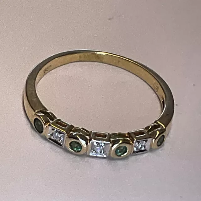 Schöner Vorsteck-Ring 585er Gold 3x Diamant / 4x Smaragd RW18mm Gesamt 2,06g