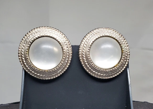 BEN-AMUN White Gold Tone/Silver tone Moonstone Domed ClipOn Earrings SIGNED 29mm