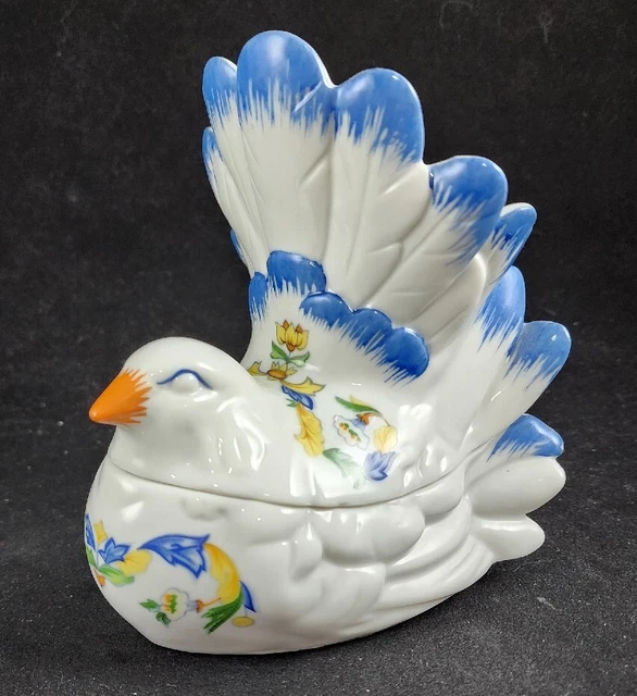 Elizabeth Arden Porcelain Dove Bird Roma Al Fresco Lidded Box - Japan