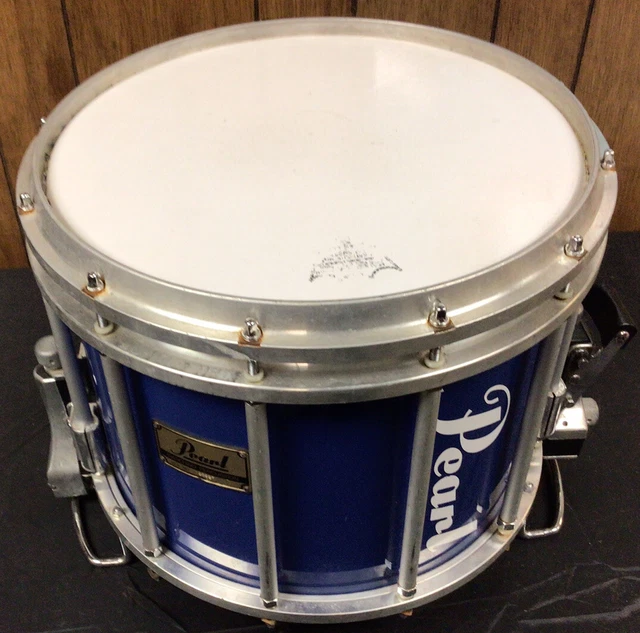PEARL MARCHING PERCUSSION Snare Drum Serial Number 192927 W/ Case 449.