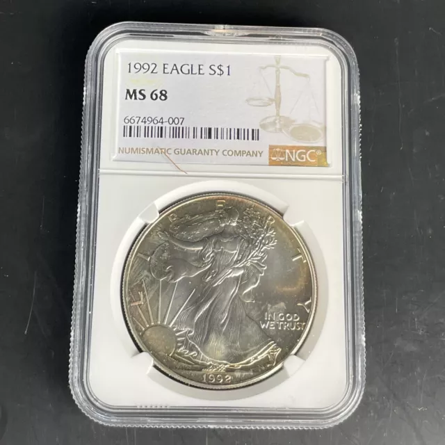 NGC bewertet American 1992 Silberadler $ 1 Dollar MS68 postfrisch Staat Münze Toning