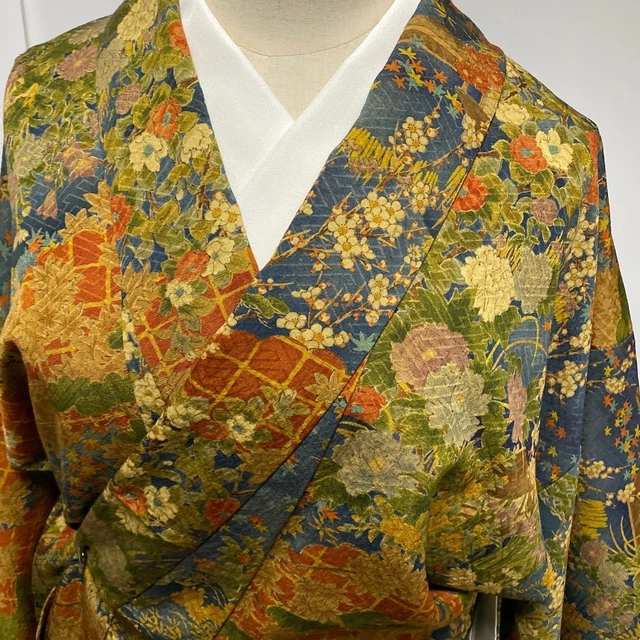 Kimono Pure Silk, Fine Pattern, Pattern-Dyed, High-Class