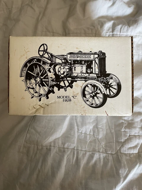 John Deere 1928 Model C Special Edition Two Cylinder Center Grand Opening May 93