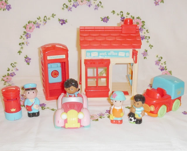 ELC Happyland Post Office Telephone Postbox Post Van Postman + Figures Car VGC📦