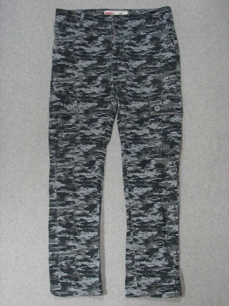 SB01416 2014 **LEVI'S** 511 SLIM FIT JEAN SHORTS 18R (msr 30"x9") GRAY DIGI CAMO