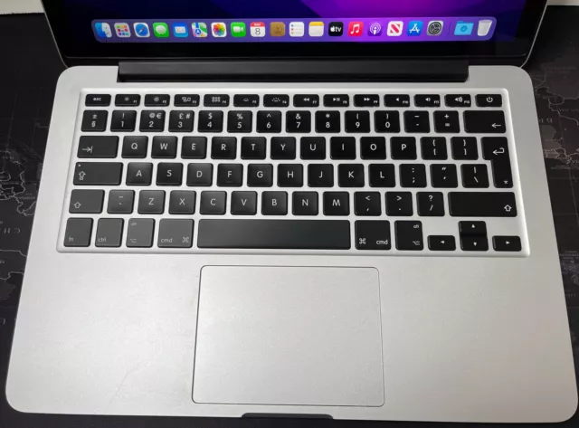 Apple MacBook Pro 13.3" (256GB SSD, Intel Core i5 5th Gen., 2.7GHz, 8 GB RAM)