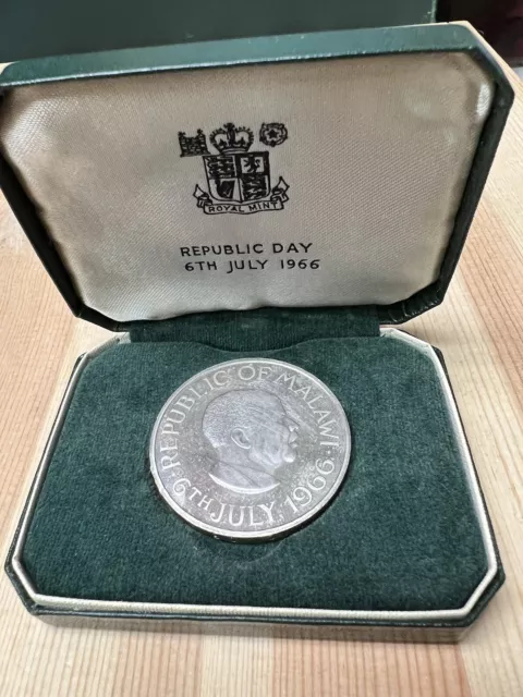 1966 Vintage Malawi Day Of The Republic Proof Crown Original Case From Mint