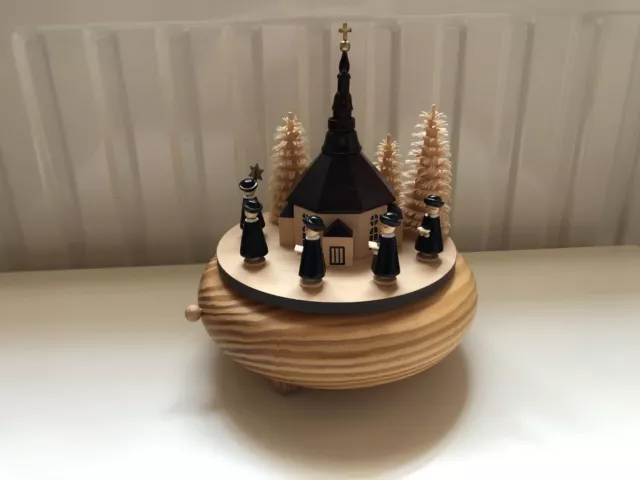 Gernoth Schmidt Spieldose Seiffener Kirche mit Kurrende Echt Erzgebirge