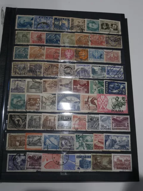 Pologne Lot + De 700 Timbres Obliteres. Bonne Valeur