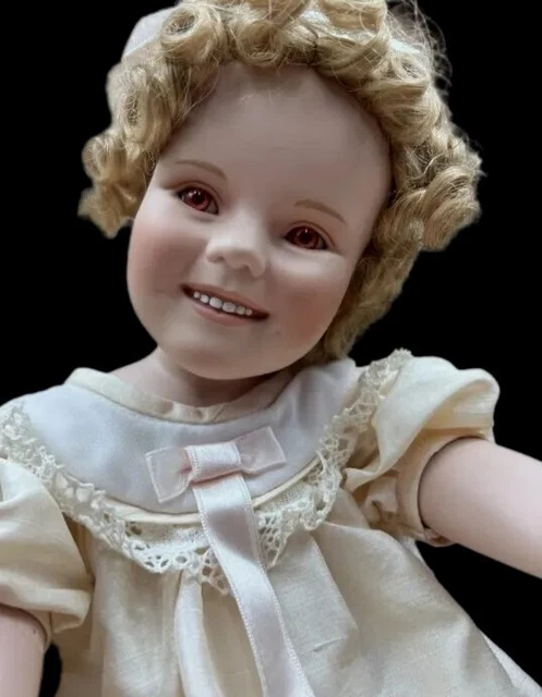 Danbury Mint Vintage SHIRLEY TEMPLE 17" Porcelain Doll Elke Hutchens with Stand